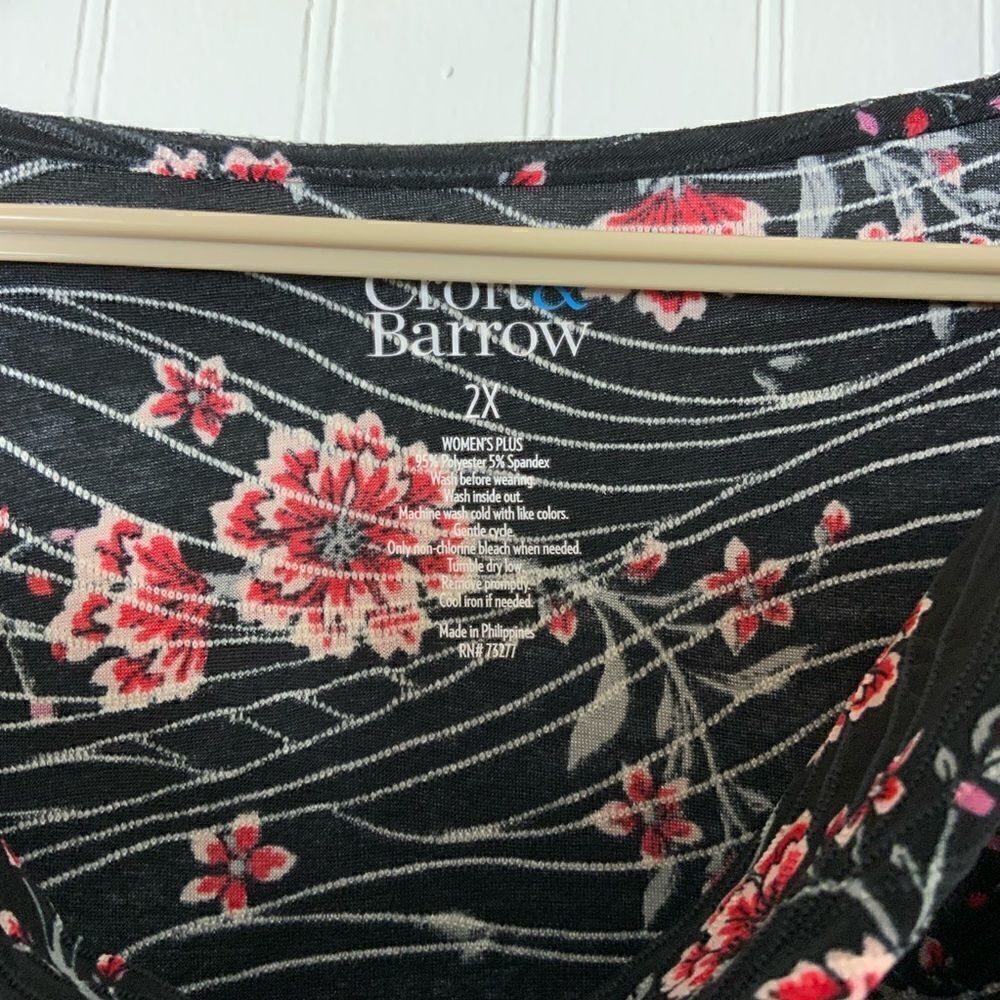 Croft & Barrow blouse - Picture 2 of 2